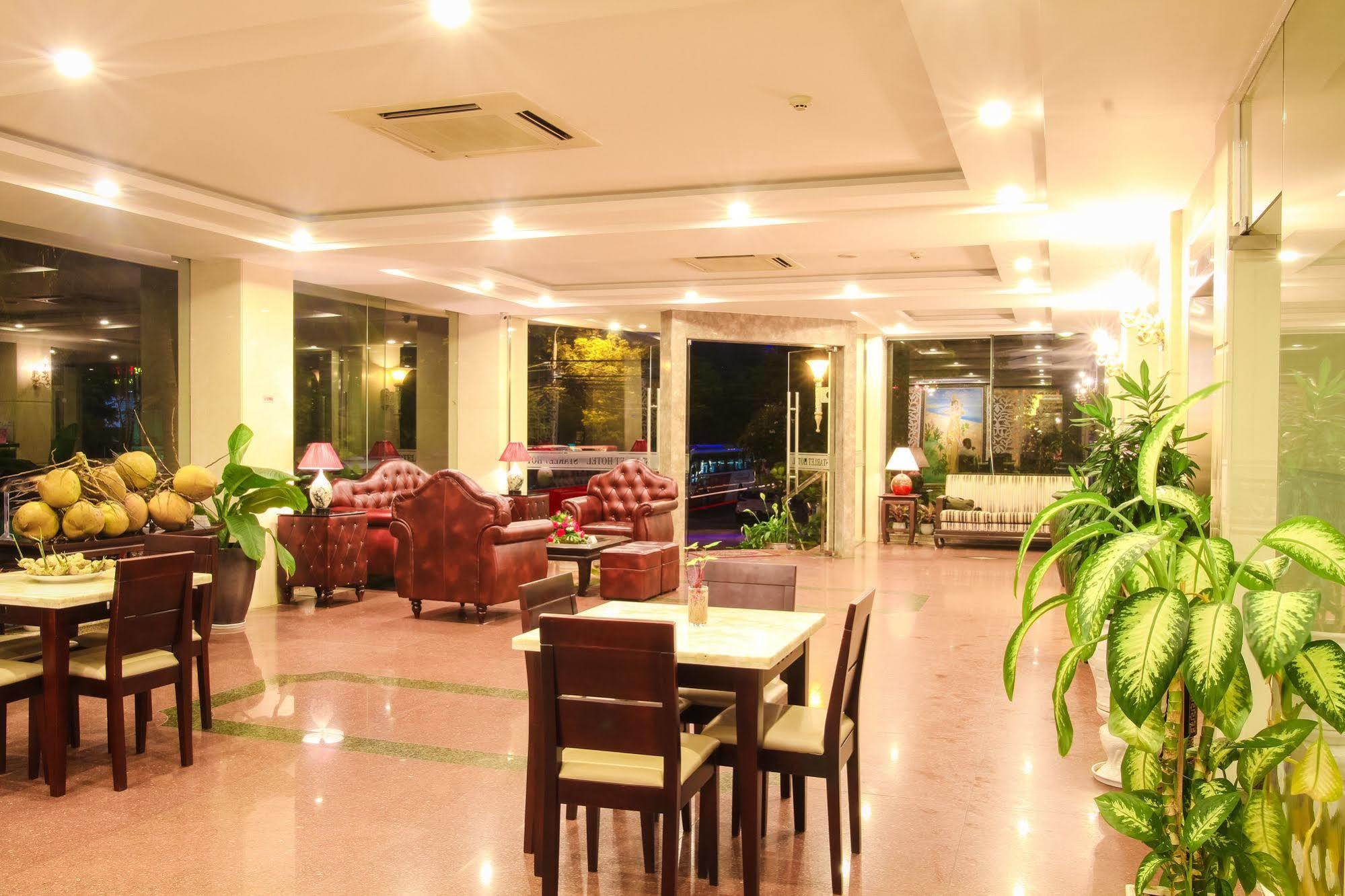 Starlet Hotel Danang מראה חיצוני תמונה